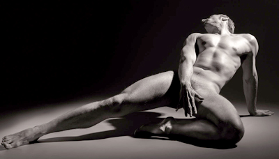 Man-O-Chromatic: Nude Scenes in Black & White