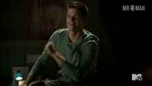 Teenwolf e42 s03e18 carver hd 01 small 3